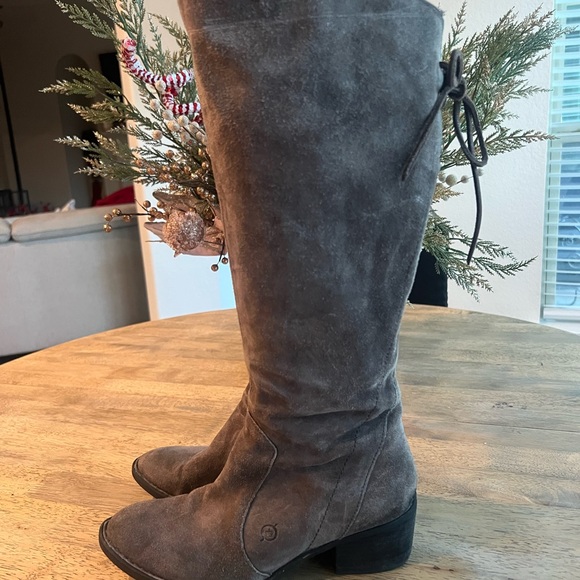 Born Taupe Suede Boots WIDE-CALF size 8.5 - Picture 2 of 8